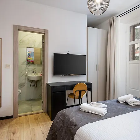 Urban&veggie Guest house 4*