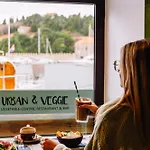 Urban&veggie Konukevi 4*